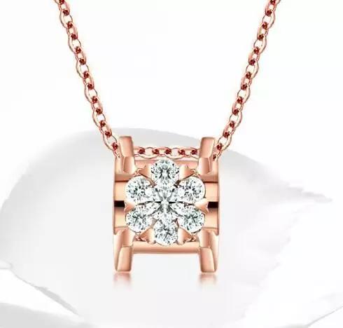 闪盟珠宝夏日献礼，闻香识女人系列璀璨上市