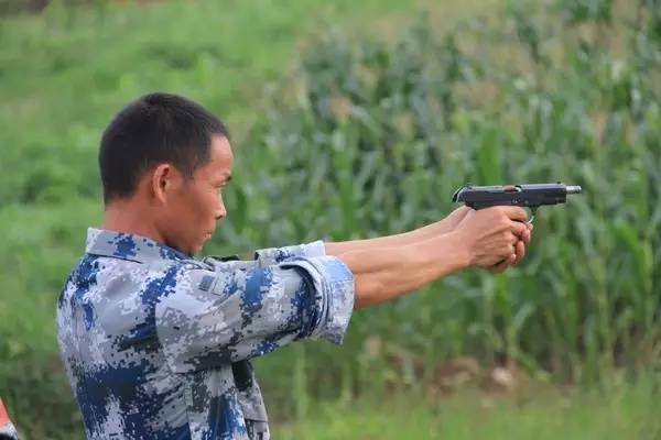 部队不打仗平时干嘛,后勤保障部队好不好留队