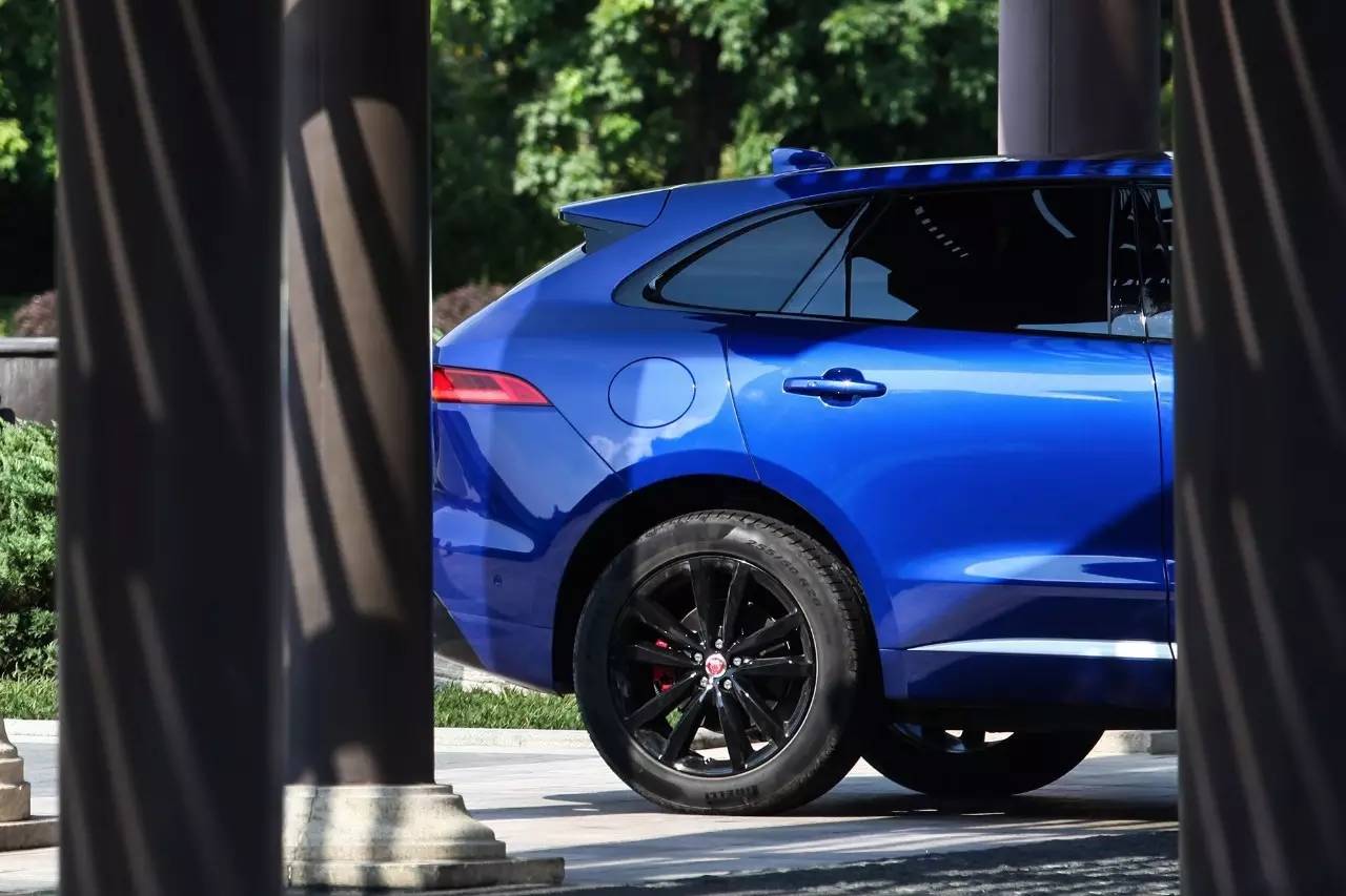 试驾捷豹f-pace最新款,新款捷豹f-pace试驾评测