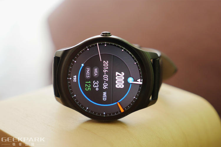 智能手表现在为什么都一个样子,绕两圈表带的智能手表