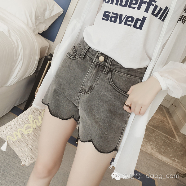 这么美丽的衣服你还在犹豫什么？