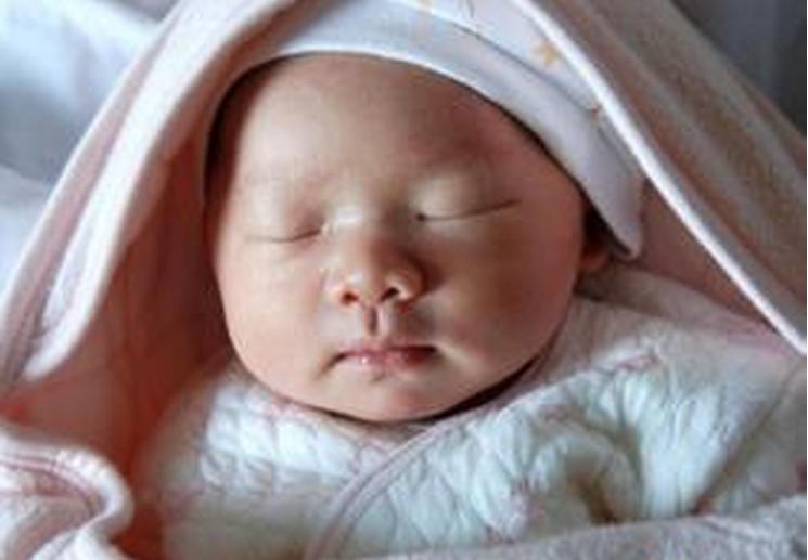 老婆剖腹产老公需要做什么,老婆在剖腹产老公要做什么