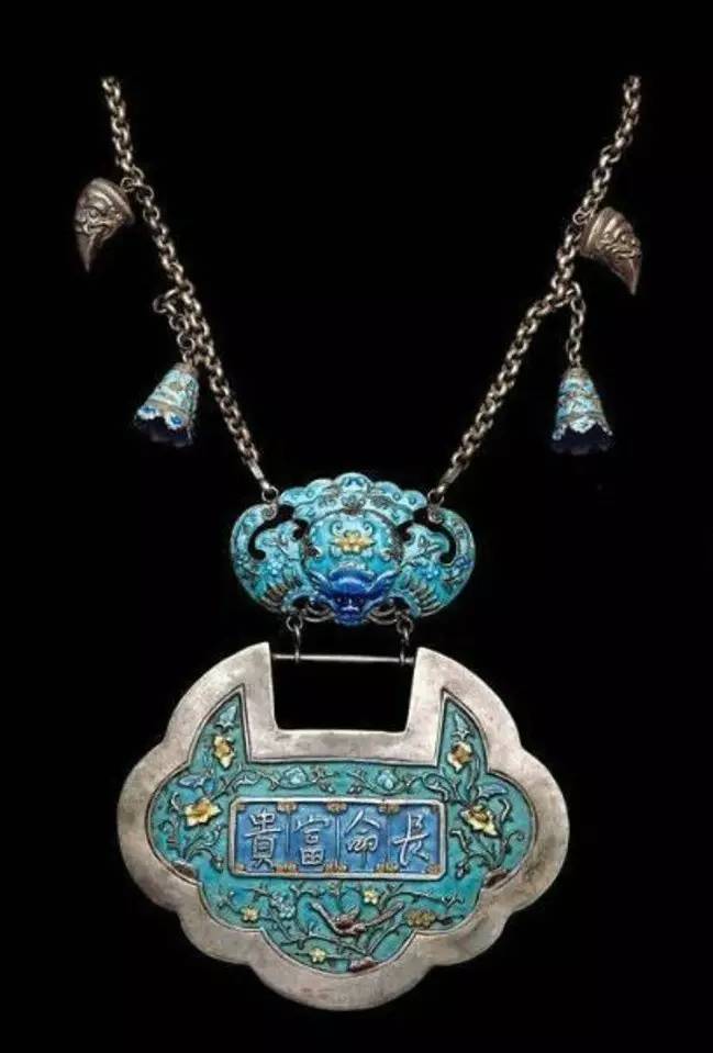 长命锁品相特别好,长命锁收藏价值