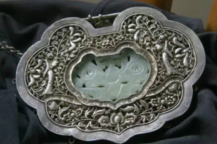 长命锁品相特别好,长命锁收藏价值