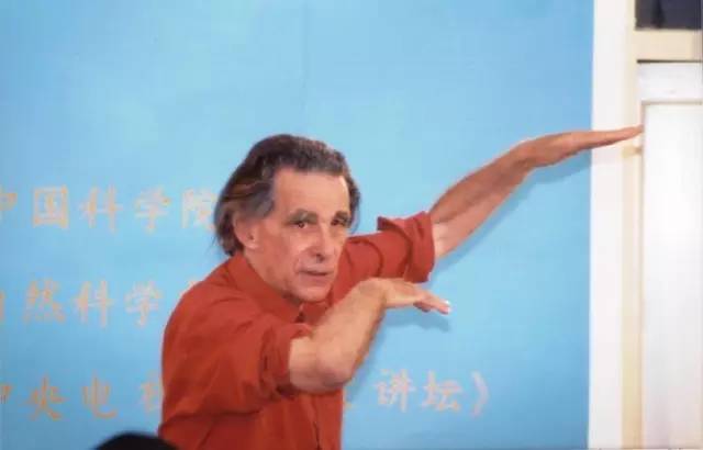 新文化运动中的科学是什么,足球新知