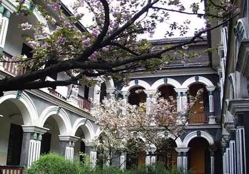 长沙高校游玩攻略最新,长沙游玩攻略一日游湖南大学推荐