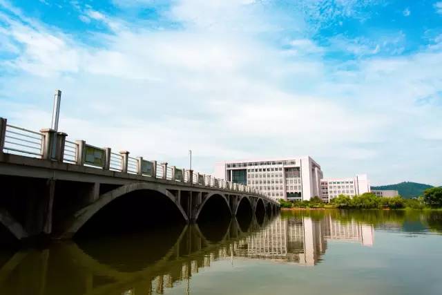 长沙高校游玩攻略最新,长沙游玩攻略一日游湖南大学推荐