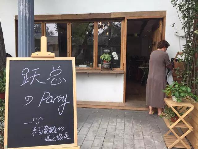 热爱体育的龚晓跃，在寻找中国版“足球小子”那一跃