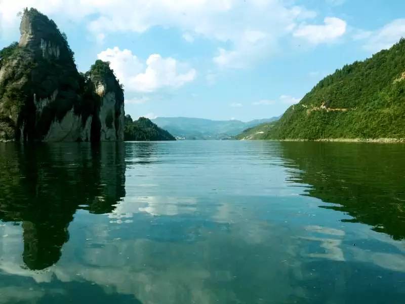 《红旗飘飘》《净土》著名词曲人为《碧血丹心》主题曲再次合作