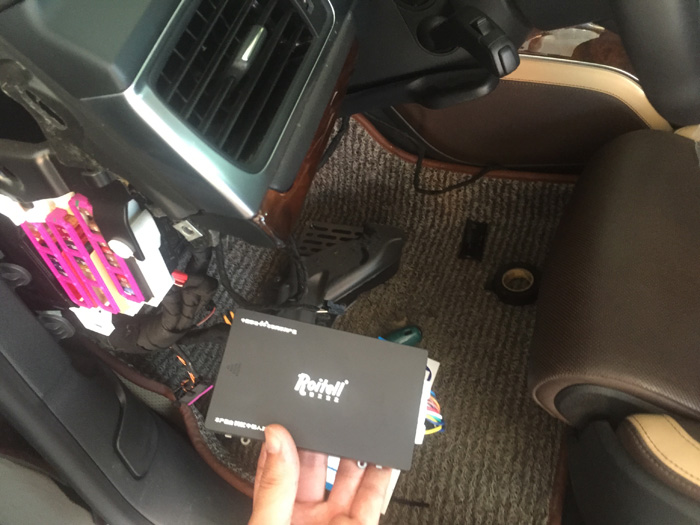 奥迪a7安装,奥迪a7安装楼兰宝盒