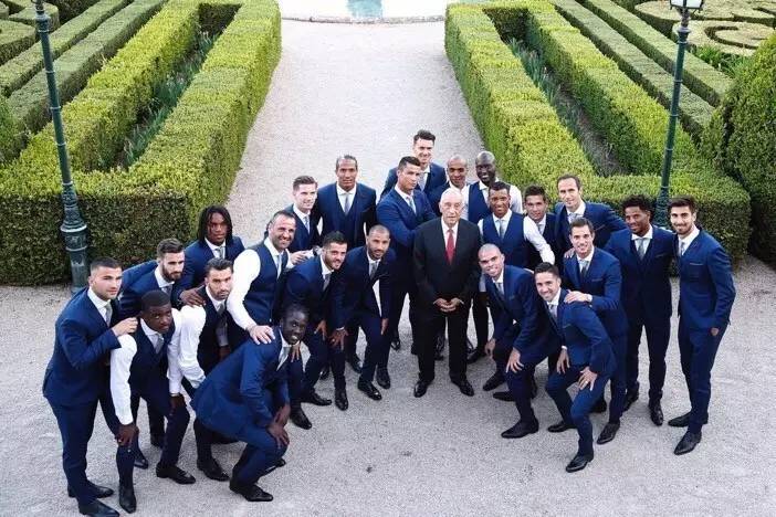 2016欧洲杯葡萄牙夺冠c罗和弗格森,2016年欧洲杯葡萄牙夺冠全过程