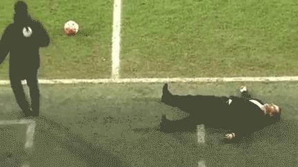 c罗和伊布的经典之战世界杯,2014年c罗击败伊布