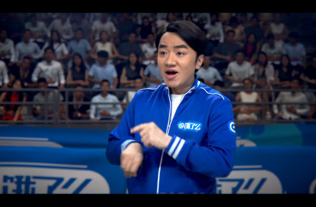 科比用大招助王祖蓝上演飞人式,科比帮中国队捡球