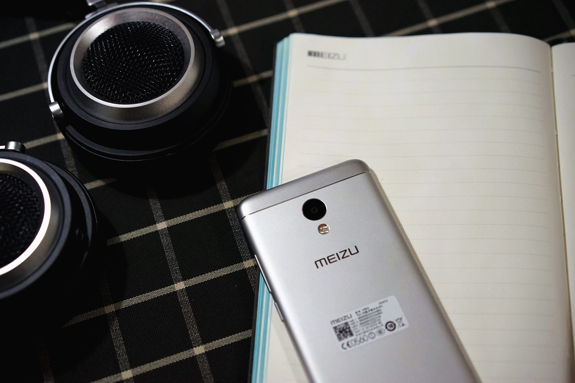 红蓝之争魅蓝3s红米3s,魅族红米3s测评