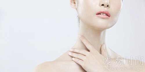 脸上和脖子上长小痘痘是什么原因,脸颊两边和脖子长痘痘的原因