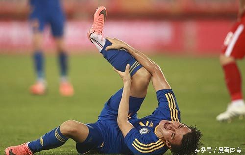 登巴巴断腿悲剧回放,登巴巴断腿事件外语解说