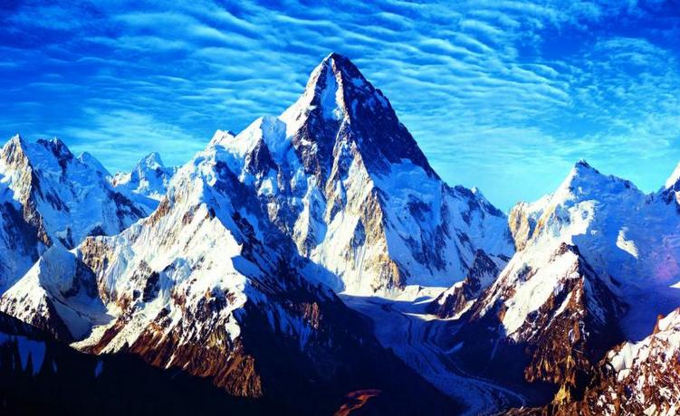 登山揽景的心情,登山赏景是心灵的一次洗礼