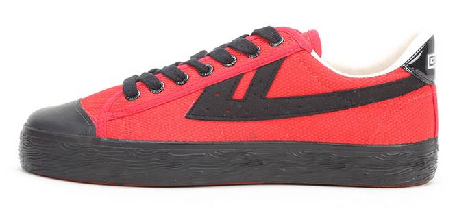 回力鞋70年代最经典的红白色,回力最火的五款老爹鞋渐变色