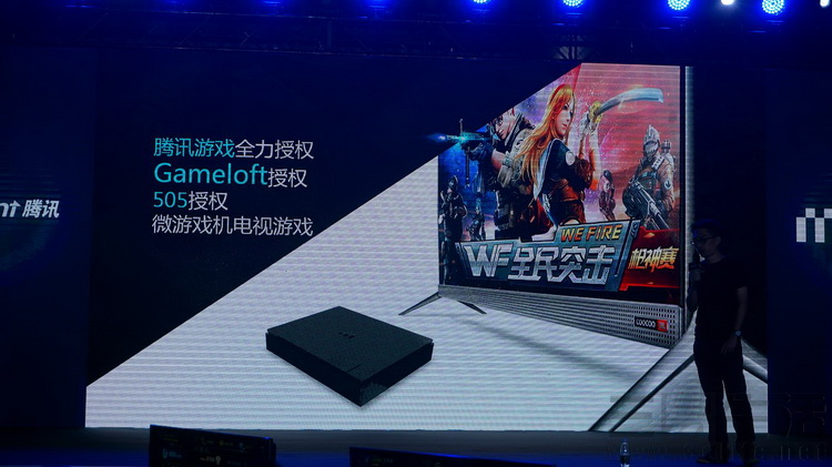 “微游戏机”弯道超车，腾讯切入客厅娱乐市场