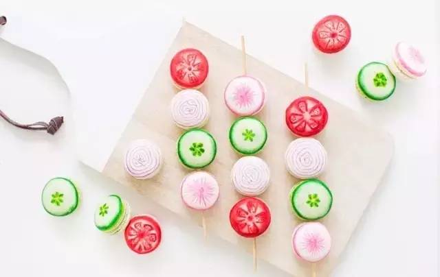 超级主厨|拿着这份甜品问了10个路人，居然没人猜到它是马卡龙