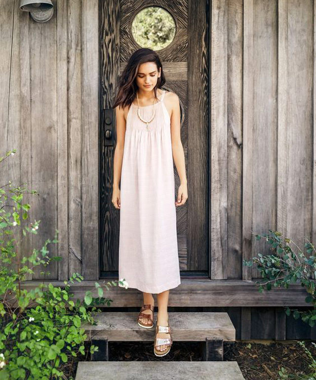 刘雯百丽同款凉鞋,刘雯凉鞋推荐