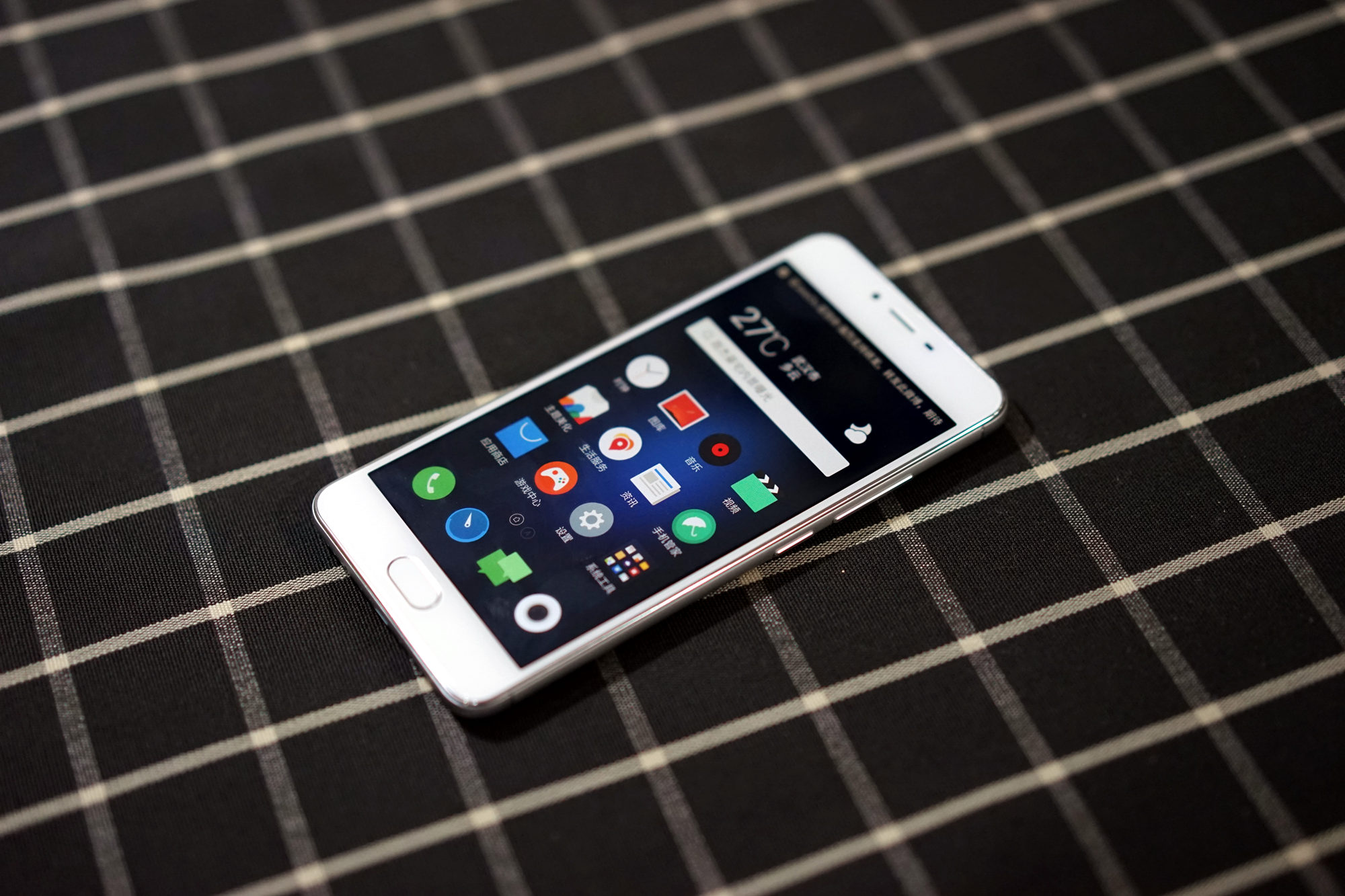 红蓝之争魅蓝3s红米3s,魅族红米3s测评