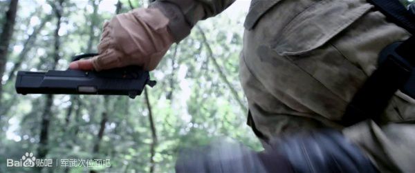 战争电影中的经典枪械,电影战狼中的一些枪械