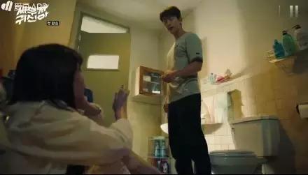 想看《打架吧鬼神》消暑结果被秀一脸，接吻能恢复记忆是什么鬼