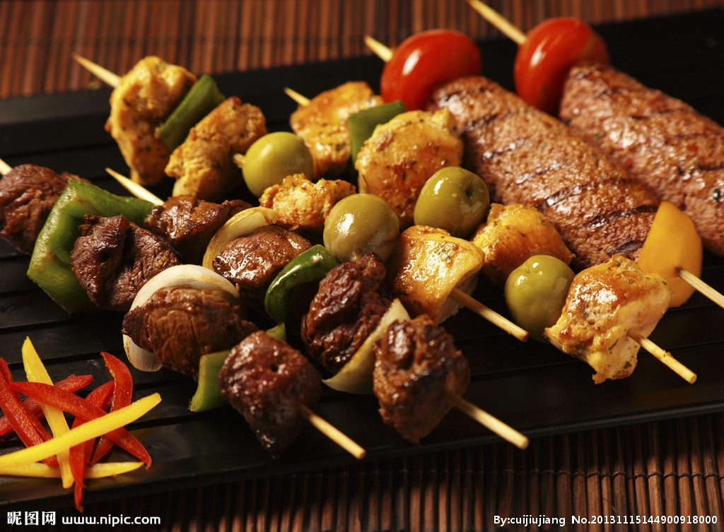 烧烤是无烟炭好还是木炭好,为什么烧烤必须用木炭