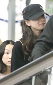 被镜头抓拍明星众生相,镜头抓拍明星微表情有多尴尬