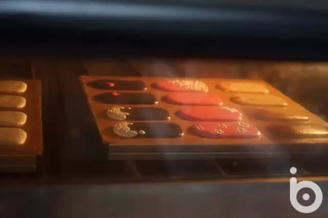 超级主厨|拿着这份甜品问了10个路人，居然没人猜到它是马卡龙