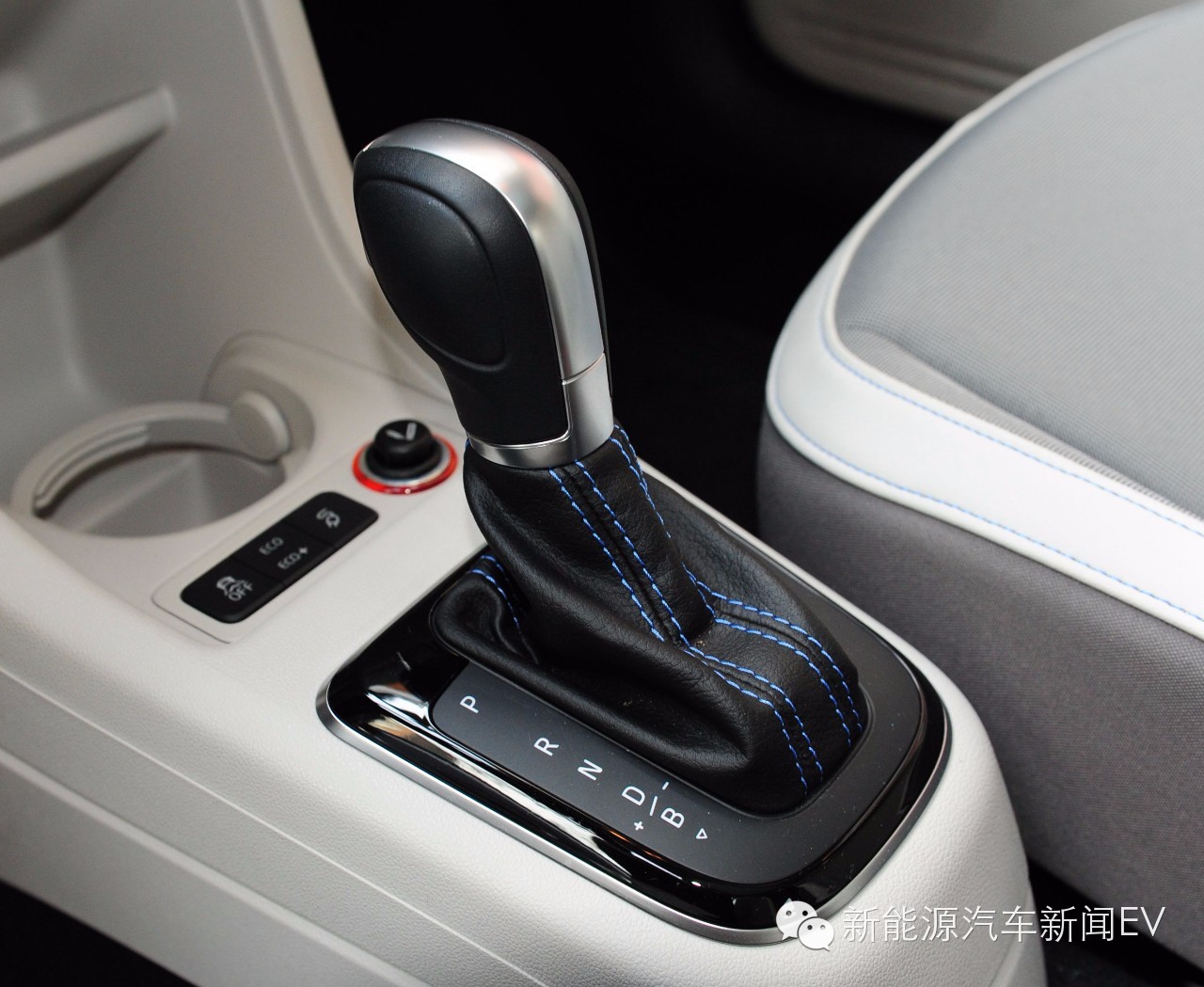 试驾大众e-up,大众车试驾测评