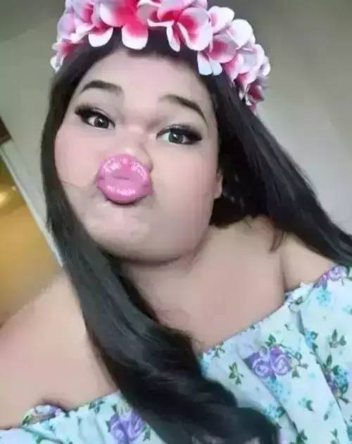 史上最辣眼睛的女神Polla，叫你一声你敢答应么？