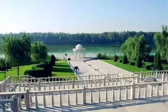 夏天天气这么热适合去哪儿玩,大暑去哪里玩比较凉快