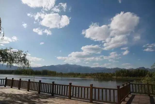 夏天天气这么热适合去哪儿玩,大暑去哪里玩比较凉快