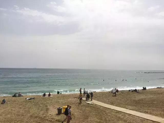 巴塞罗那自由行攻略,免费玩转西班牙马德里不思议