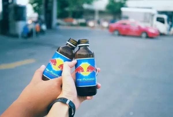 泰国红牛一共几个版本,泰国红牛发展史