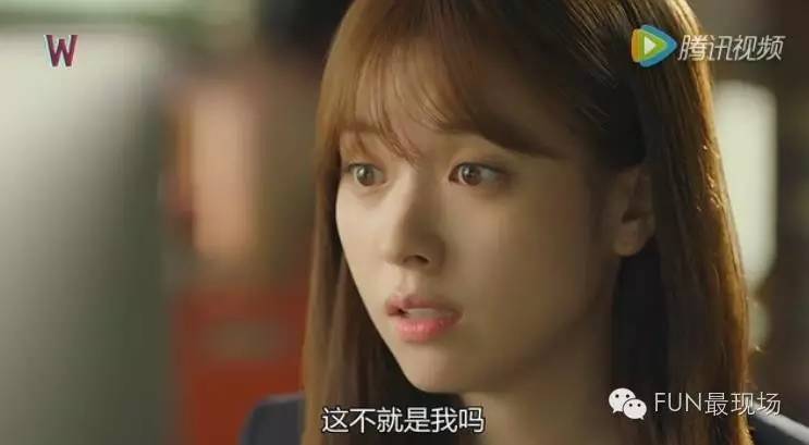 女主穿越到李钟硕演的韩剧里,李钟硕穿越到漫画世界上