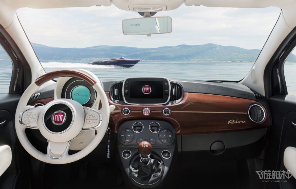 夏季自驾游好选择：菲亚特500Riva特别版