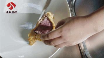 弄惠灵顿牛排放什么蔬菜,惠灵顿牛排放什么蘑菇最好