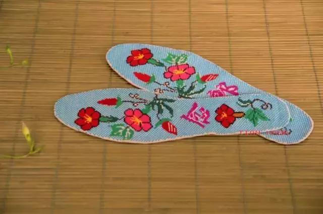 曾经陪我们行走天涯的那双鞋垫