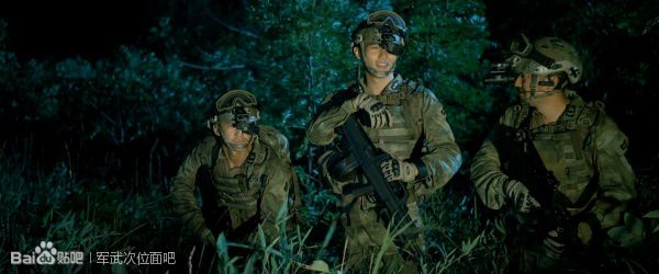 战争电影中的经典枪械,电影战狼中的一些枪械