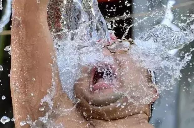 株洲人正经历最可怕的“烤验”！要注意，你的防暑方式都是错的！