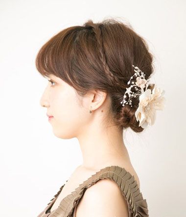 最新100种简单韩式盘发步骤图解,2款简单的盘发优雅更显气质