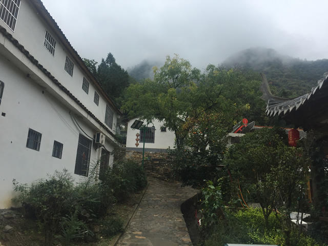 那些年，我们去金丝峡游玩路过的商南县太子坪村