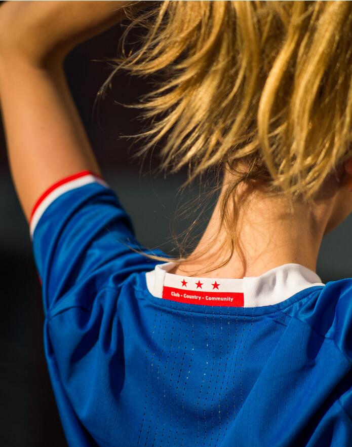 切尔西11号德罗巴,德罗巴11号抽射