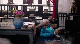 太子妃红的原因就是——相逢一炮泯恩仇