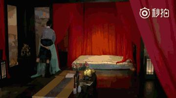 太子妃红的原因就是——相逢一炮泯恩仇