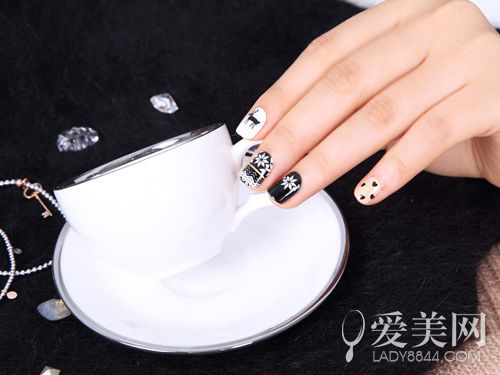 日式美甲最新美甲图片,指甲艺术美甲