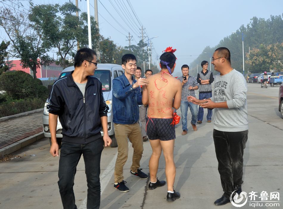 鎭舵悶鏂伴儙鍏ㄨ韩鐑т激,鎼炵瑧璋冩垙鏂伴儙